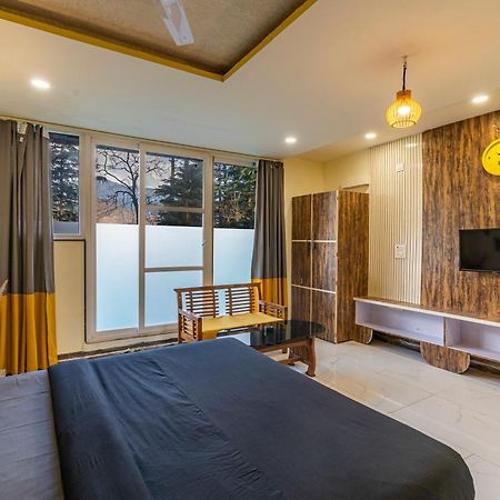 מקלוד גאנג' The Hosteller Mcleodganj, Mall Road מראה חיצוני תמונה