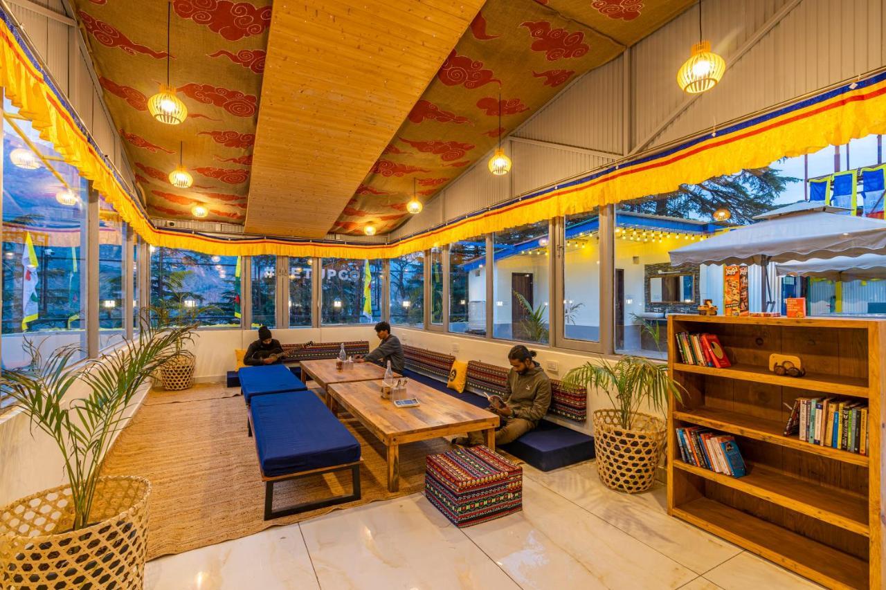 מקלוד גאנג' The Hosteller Mcleodganj, Mall Road מראה חיצוני תמונה