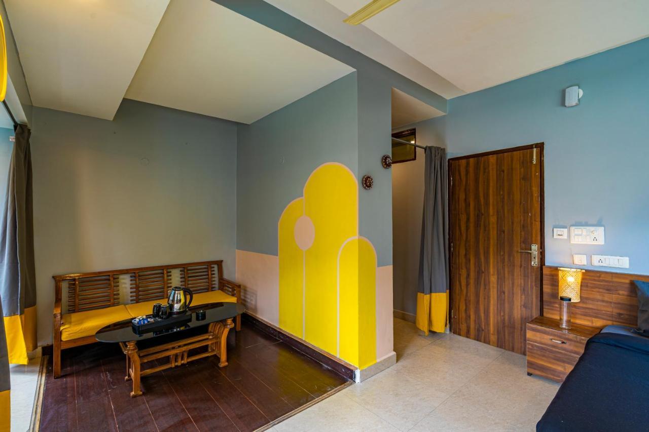 מקלוד גאנג' The Hosteller Mcleodganj, Mall Road מראה חיצוני תמונה