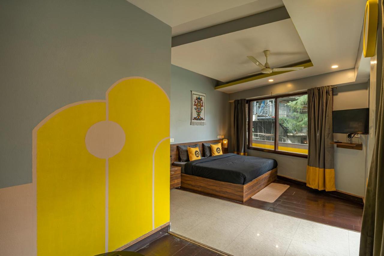 מקלוד גאנג' The Hosteller Mcleodganj, Mall Road מראה חיצוני תמונה