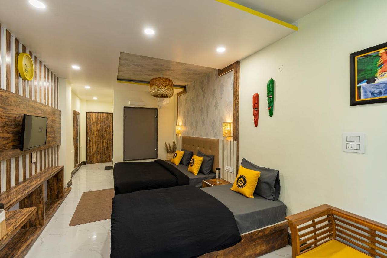 מקלוד גאנג' The Hosteller Mcleodganj, Mall Road מראה חיצוני תמונה